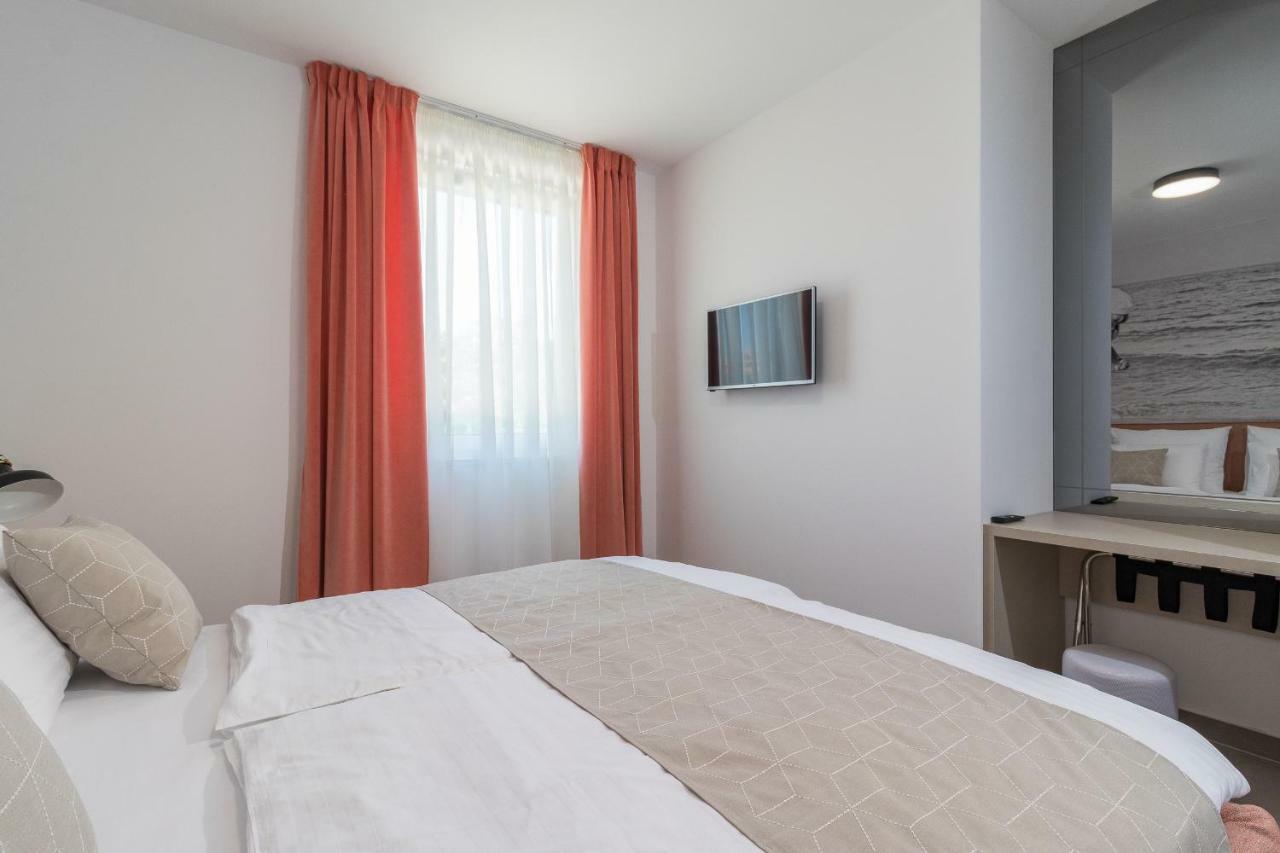 Luxury Apartments Magali 1 Rovinj Exteriör bild
